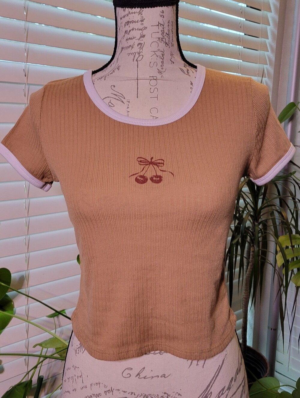 🍒 Cute Cherry Tee, Size XS/S